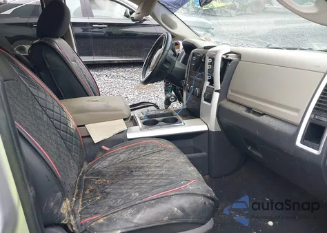 2010 Dodge Ram 1500 Slt/Sport/Trx z USA, uszkodzony, nr VIN 1D7RV1GT6AS123182